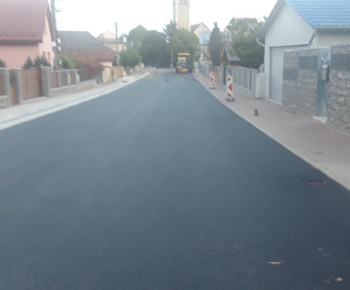 Výstavba kruhového objazdu v centre Krásnej